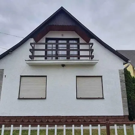 In 18415 度假居 *